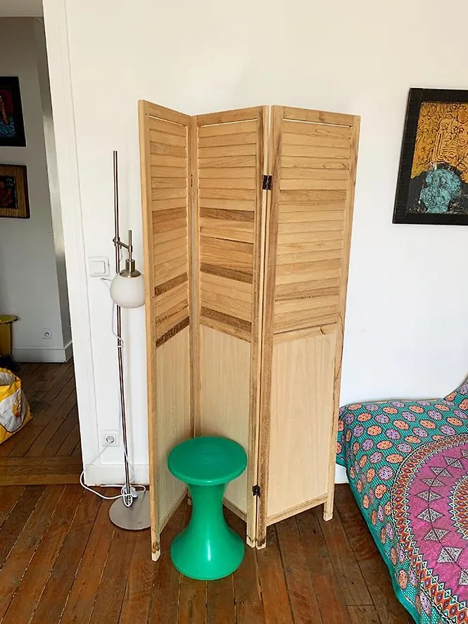 Stylish Flat With Balcony Facing South Hotell Paris